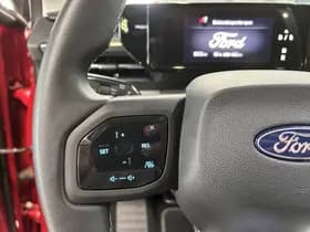 Ford Explorer thumbnail 11