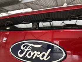 Ford Explorer thumbnail 18