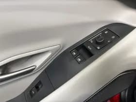 Ford Explorer thumbnail 24