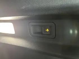 Ford Explorer thumbnail 26