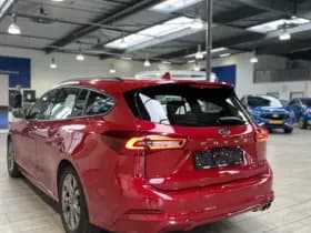Ford Focus Wagon ST-Line X EcoBoost Hybrid 155 pk Trekhaak thumbnail 2