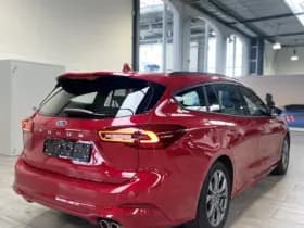 Ford Focus Wagon ST-Line X EcoBoost Hybrid 155 pk Trekhaak thumbnail 3