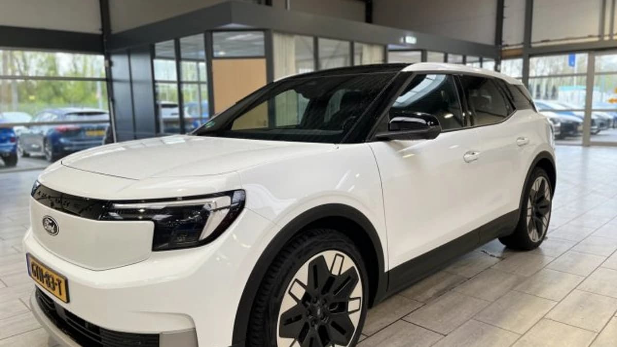 Ford Explorer — foto 1