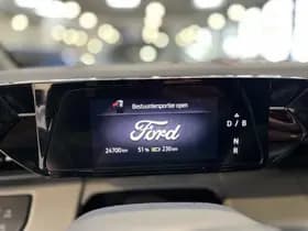 Ford Explorer thumbnail 11