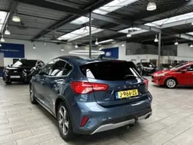 Ford Focus thumbnail 5