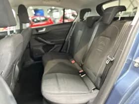 Ford Focus thumbnail 10