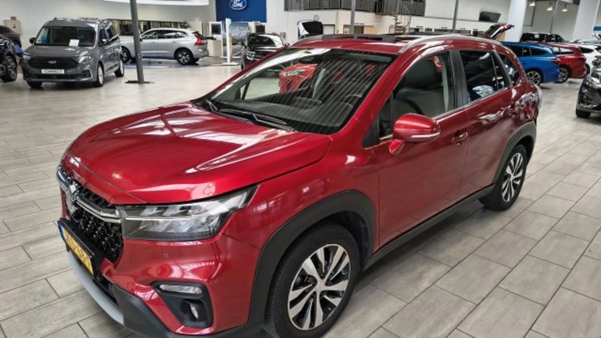 Suzuki S-Cross — foto 1