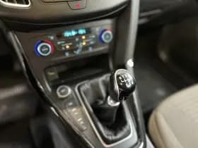 Ford Focus thumbnail 13