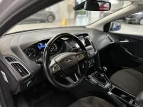 Ford Focus thumbnail 5