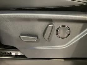 Ford Tourneo Custom Titanium X 340 2.5 PHEV 233 pk L2 9 persoons thumbnail 6