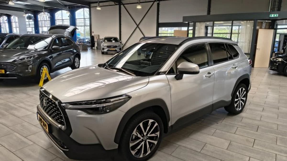 Toyota Corolla Cross Hybrid 140pk Dynamic — foto 1
