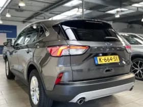 Ford Kuga 1.5 EcoBoost Titanium thumbnail 2