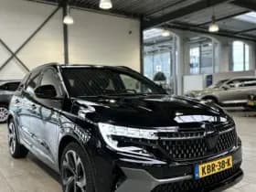 Renault Austral 1.2 E-Tech full hybrid 200 Iconic Esprit Alpine thumbnail 3