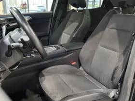 Renault Austral 1.2 E-Tech full hybrid 200 Iconic Esprit Alpine thumbnail 5