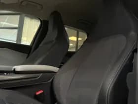 Ford Explorer Extended Range RWD 286 pk 77 kWh thumbnail 11