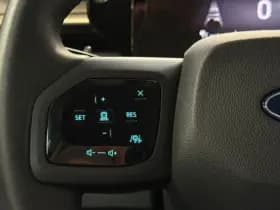 Ford Explorer Extended Range RWD 286 pk 77 kWh thumbnail 13