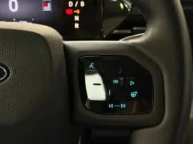 Ford Explorer Extended Range RWD 286 pk 77 kWh thumbnail 14