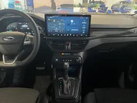 Ford Focus thumbnail 14