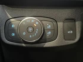 Ford Focus thumbnail 9