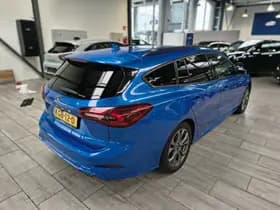 Ford Focus thumbnail 3