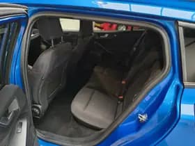 Ford Focus thumbnail 9