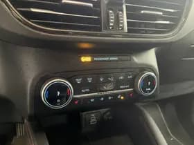 Ford Kuga thumbnail 21