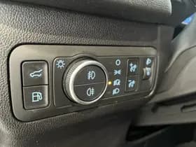 Ford Kuga thumbnail 24