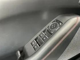 Ford Mustang Mach-E thumbnail 29