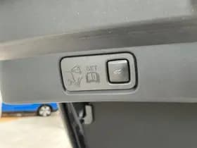 Ford Mustang Mach-E thumbnail 32