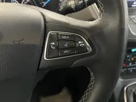 Ford C-Max thumbnail 12