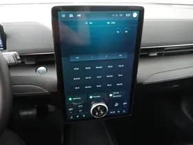 Ford Mustang Mach-E RWD 75 kWh thumbnail 16