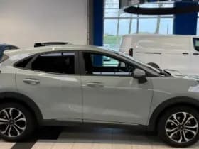 Ford Puma EcoBoost Hybrid 125pk Titanium thumbnail 4