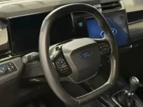 Ford Puma EcoBoost Hybrid 125pk Titanium thumbnail 9