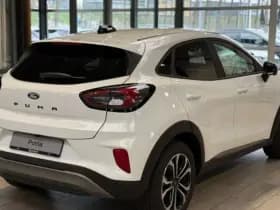 Ford Puma EcoBoost Hybrid 125pk Titanium thumbnail 5