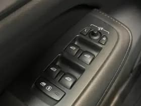 Volvo V60 2.0 T6 Plug-in hybrid AWD 350 pk Essential Bright thumbnail 8