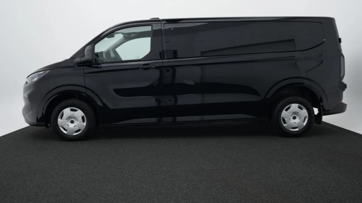 Ford Transit Custom — foto 1