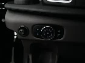 Ford Transit 350 L2H2 Limited 185 pk FWD thumbnail 13