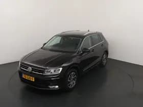 Volkswagen T-Roc thumbnail 2