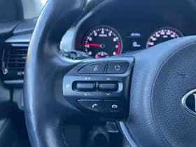 Kia Stonic 1.0 T-GDi ExecutiveLine thumbnail 11