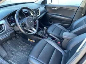 Kia Stonic 1.0 T-GDi ExecutiveLine thumbnail 9