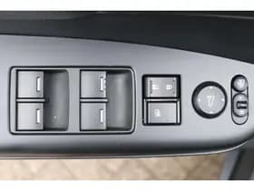 Honda CR-V 2.0 16V 155pk Real Time 4WD Elegance thumbnail 38