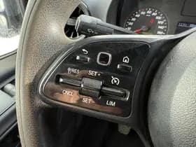 Mercedes-Benz Sprinter thumbnail 15
