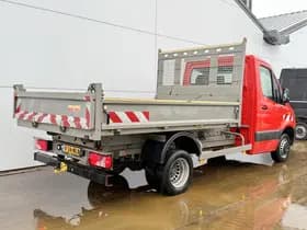 Mercedes-Benz Sprinter thumbnail 4