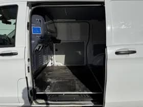 Mercedes-Benz Vito thumbnail 9
