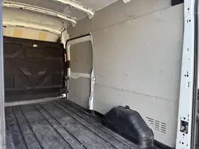 Ford Transit thumbnail 13
