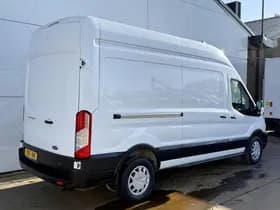 Ford Transit thumbnail 3