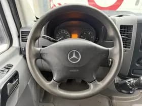 Mercedes-Benz Sprinter thumbnail 15