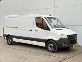 Mercedes-Benz Sprinter thumbnail 4