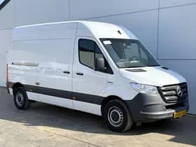 Mercedes-Benz eSprinter thumbnail 4