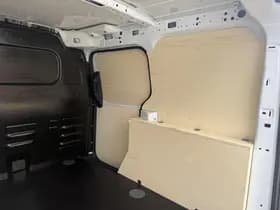 Ford Transit courier 10 ecoboost 100pk Transit Courier 1.0 EcoBoost 100PK thumbnail 14